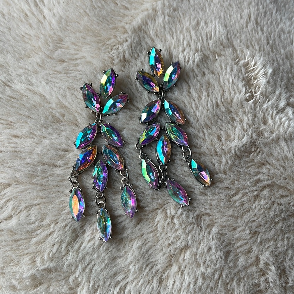 Iridescent dangling earrings; NWT